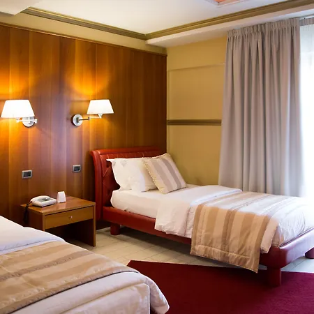 Diplomat Hotel&spa Hotel