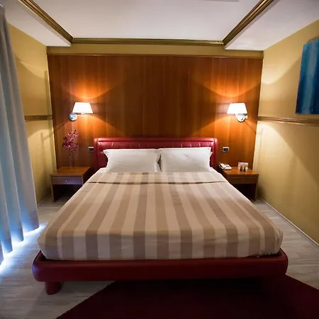 Hotell Diplomat & Tirana