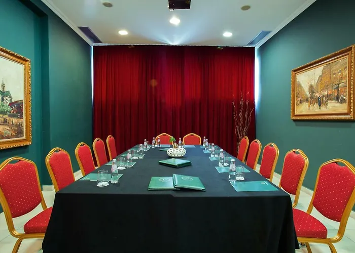 Diplomat & Hotel 4*